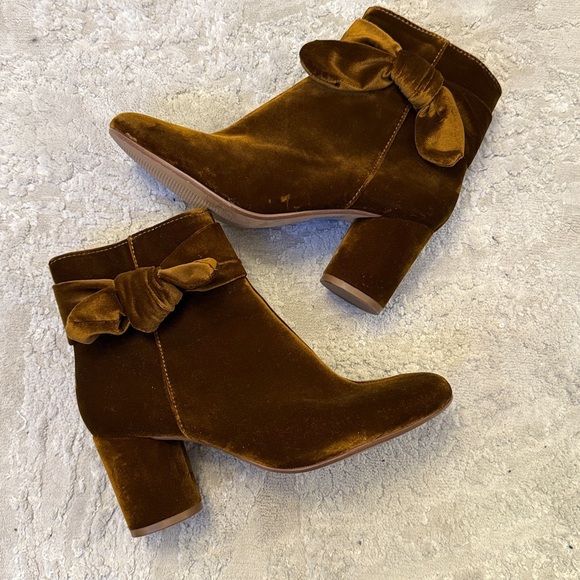 Madewelll Esme Bow Boot In Velvet SZ Burnished Cedar Brown Ankle holiday - Picture 6 of 13